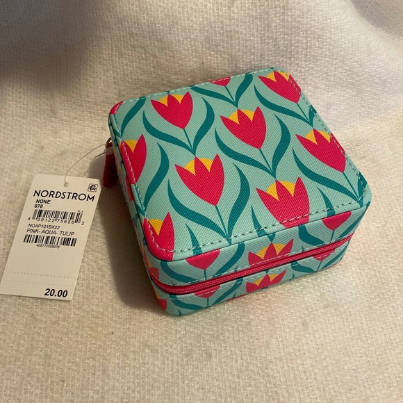 NWT Nordstrom Travel Jewelry Case Square Box Pink Aqua Tulip Pattern - Picture 1 of 11
